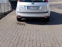 Gebraucht Ford Focus 101 PS (74 kW) 2007 Silber Kleinwagen