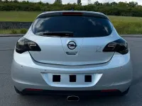 Gebraucht Opel Astra Cosmo 116 PS (85 kW) 2010 Silber Limousine