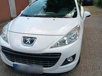 Gebraucht Peugeot 207 CC 112 PS (82 kW) 2014 Weiß Cabrio