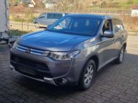Gebraucht Mitsubishi Outlander 150 PS (110 kW) 2014 Grau SUV