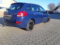 Gebraucht Renault Clio II 86 PS (63 kW) 2009 Blau Limousine