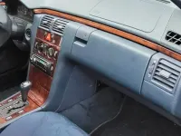 Brugt Mercedes E280 204 HK (150 kW) 1998 Sølv Sedan