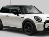 Gebraucht Mini Cooper SE 135 kW (184 PS) 2023 Nanuq white metallic Kleinwagen
