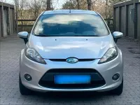 Gebraucht Ford Fiesta 82 PS (60 kW) 2009 Silber Kleinwagen