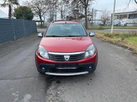 Gebraucht Dacia Sandero Stepway 85 PS (62 kW) 2011 Rot Limousine