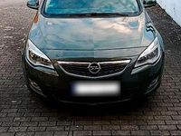 Gebraucht Opel Astra 87 PS (63 kW) 2010 Grün Kombi