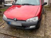 Gebraucht Peugeot 106 45 PS (33 kW) 1998 Rot Kleinwagen