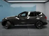 Gebraucht BMW X7 M Sport 352 PS (258 kW) 2025 Grau SUV