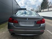 Gebraucht BMW 520 184 PS (135 kW) 2013 Grau Limousine
