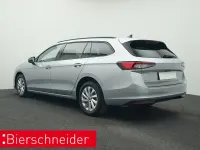 Gebraucht Skoda Superb Essence 150 PS (110 kW) 2025 Silber Kombi
