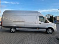 Neu Mercedes Sprinter 190 PS (139 kW) 2025 Silber Van