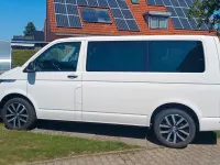 Gebraucht VW Multivan 110 PS (80 kW) 2021 Weiß Van / Kleinbus