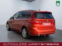 Gebraucht BMW 216 Sport Line 116 PS (85 kW) 2020 Sunset orange metallic Van / Kleinbus