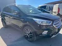 Gebraucht Ford Kuga Titanium 150 PS (110 kW) 2018 Schwarz SUV