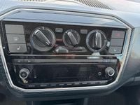 Gebraucht VW up! 60 PS (44 kW) 2016 Rot Kleinwagen