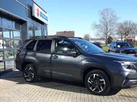 Neu Subaru Forester Exclusive+ 136 PS (100 kW) 2025 Magenetite grau SUV