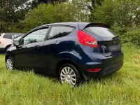 Second-hand Ford Fiesta 82 CP (60 kW) 2010 Negru Hatchback