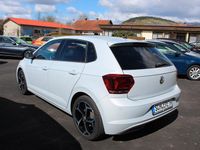 Gebraucht VW Polo Beats 95 PS (69 kW) 2017 White silver metallic Kleinwagen