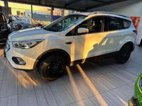 Gebraucht Ford Kuga Cool & Connect 150 PS (110 kW) 2019 Frostweiß SUV