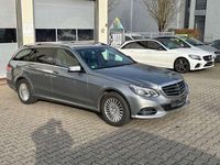 Gebraucht Mercedes E300 204 PS (150 kW) 2014 Palladiumsilber  metalliclack Kombi