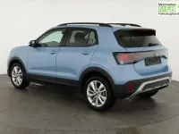 Neu VW T-Cross Life 116 PS (85 kW) 2025 Clear blue metallic SUV