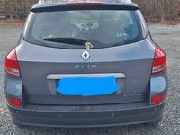 Gebraucht Renault Clio II Dynamique 103 PS (75 kW) 2009 Grau Limousine