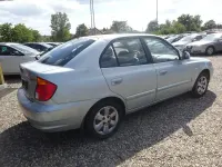 Gebraucht Hyundai Accent GLS 86 PS (63 kW) 2003 Grau Limousine
