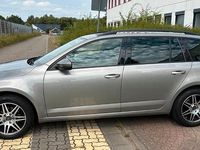 Gebraucht Skoda Octavia 105 PS (77 kW) 2014 Gold Kleinwagen