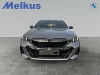 Gebraucht BMW 540 Performance 286 PS (210 kW) 2026 Grau Limousine