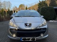 Gebraucht Peugeot 207 Urban Move 95 PS (69 kW) 2009 Grau Limousine