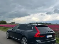 Gebraucht Volvo V90 Inscription 190 PS (139 kW) 2018 Grau Kombi