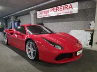 Second-hand Ferrari 488 670 CP (492 kW) 2017 Roșu