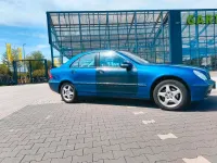 Gebraucht Mercedes C200 163 PS (119 kW) 2004 Blau Limousine