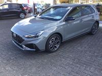 Neu Hyundai i30 N Line 140 PS (102 kW) 2026 Grau Limousine