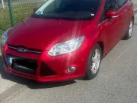 Gebraucht Ford Focus Titanium 150 PS (110 kW) 2011 Rot Limousine