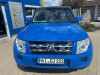 Gebraucht Mitsubishi Pajero Invite 200 PS (147 kW) 2011 Blau SUV