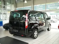 Gebraucht Ford Tourneo 170 PS (125 kW) 2016 Schwarz Kombi