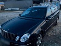 Gebraucht Mercedes E270 Avantgarde 177 PS (130 kW) 2005 Blau Kombi