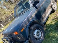 Second-hand Lada niva 83 CP (61 kW) 2014 Verde SUV