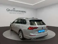 Gebraucht VW Golf VIII R-line 150 PS (110 kW) 2023 Mondsteingrau Kombi