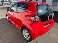 Gebraucht Toyota Aygo Cool 68 PS (50 kW) 2011 Rot Kleinwagen