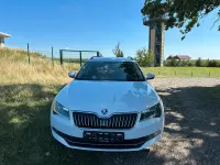 Gebraucht Skoda Superb 150 PS (110 kW) 2016 Weiß Kombi