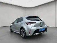 Gebraucht Toyota Corolla Team 184 PS (135 kW) 2022 Shimmering silver metallic Kombi