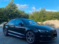 Gebraucht Audi S3 Ambiente 310 PS (228 kW) 2018 Schwarz Limousine