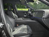 Gebraucht Mercedes E220 Advanced 197 PS (144 kW) 2023 Grau / graphitgrau Limousine
