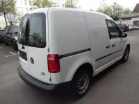 Używany VW Caddy 84 KM (61 kW) 2016 Biały Minivan