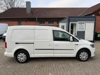 Second-hand VW Caddy 102 CP (75 kW) 2019 Alb Monovolum