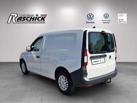 Gebraucht VW Caddy 102 PS (75 kW) 2024 Candy weiß Van / Kleinbus