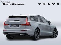 Gebraucht Volvo V60 Plus 197 PS (144 kW) 2024 Vapour grey / metallic Kombi