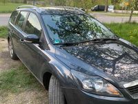 Gebraucht Ford Focus 100 PS (73 kW) 2010 Kombi